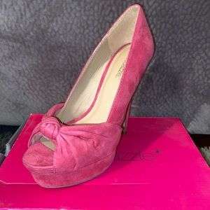 Women’s high heels